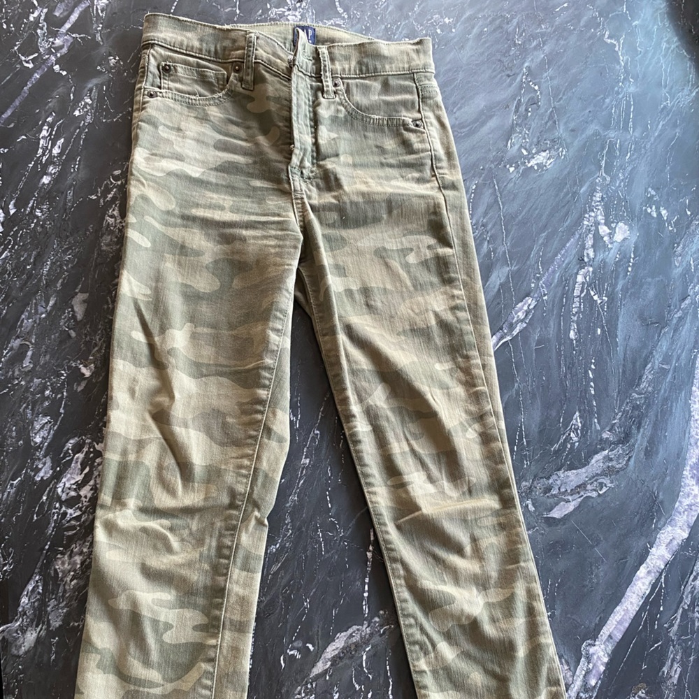 Gap skinney jeans